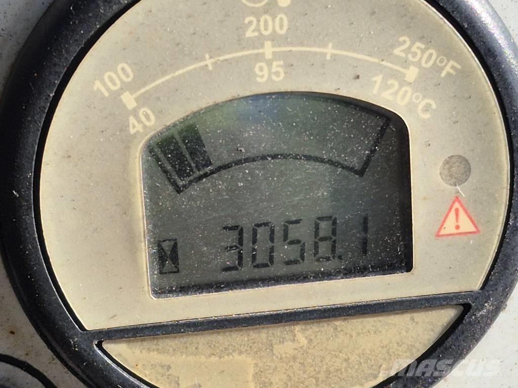 Moffett M5 50.4P Other