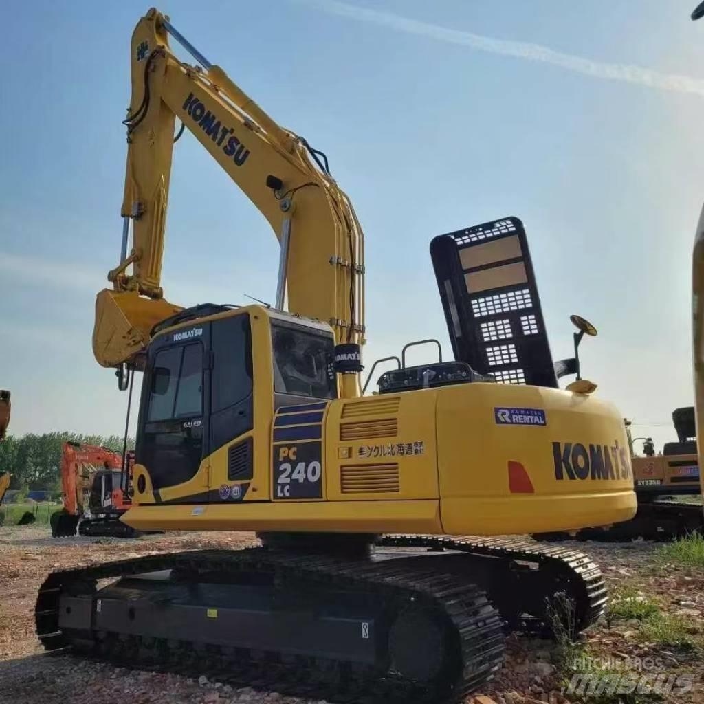 Komatsu 240LC-8 Crawler excavators
