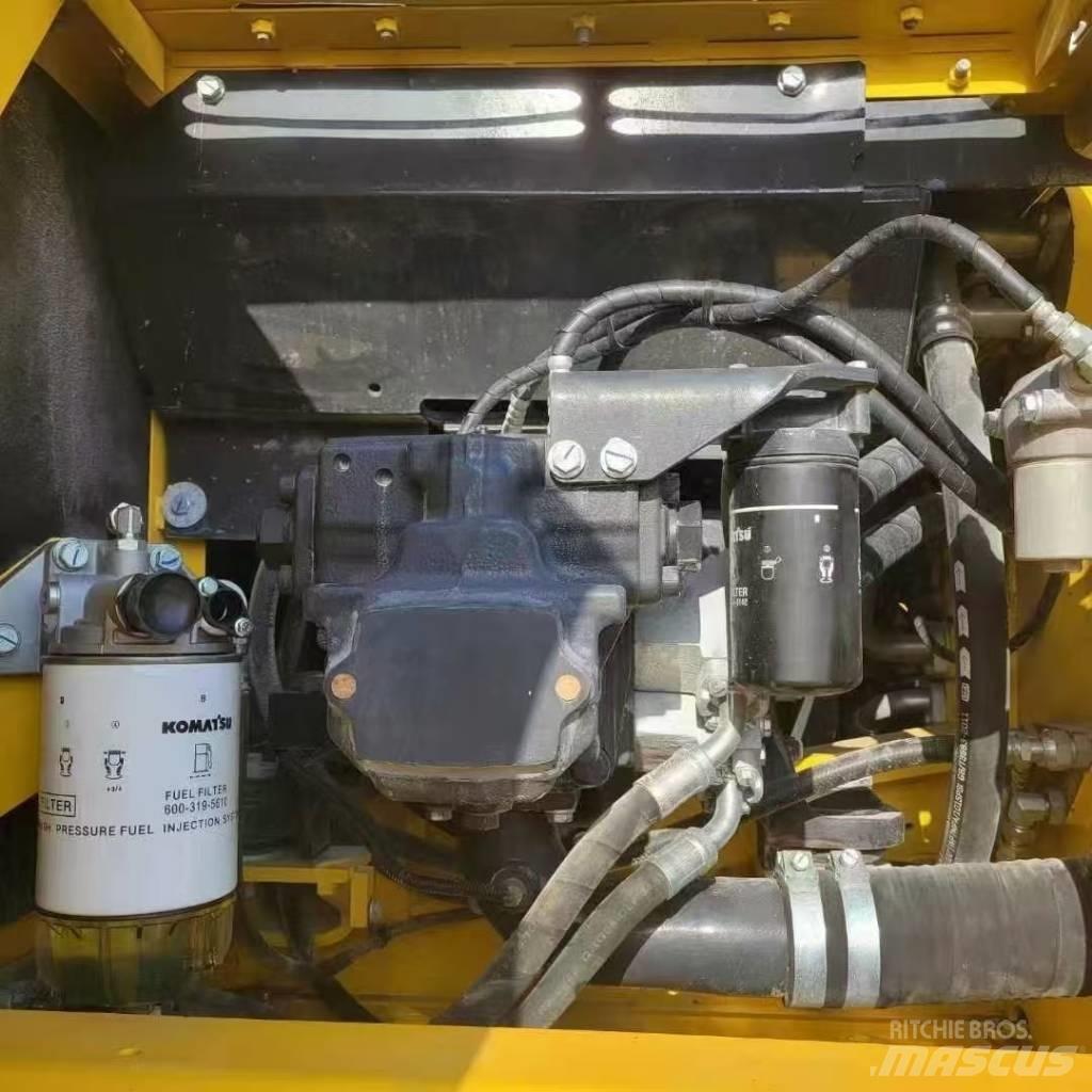 Komatsu 240LC-8 Crawler excavators