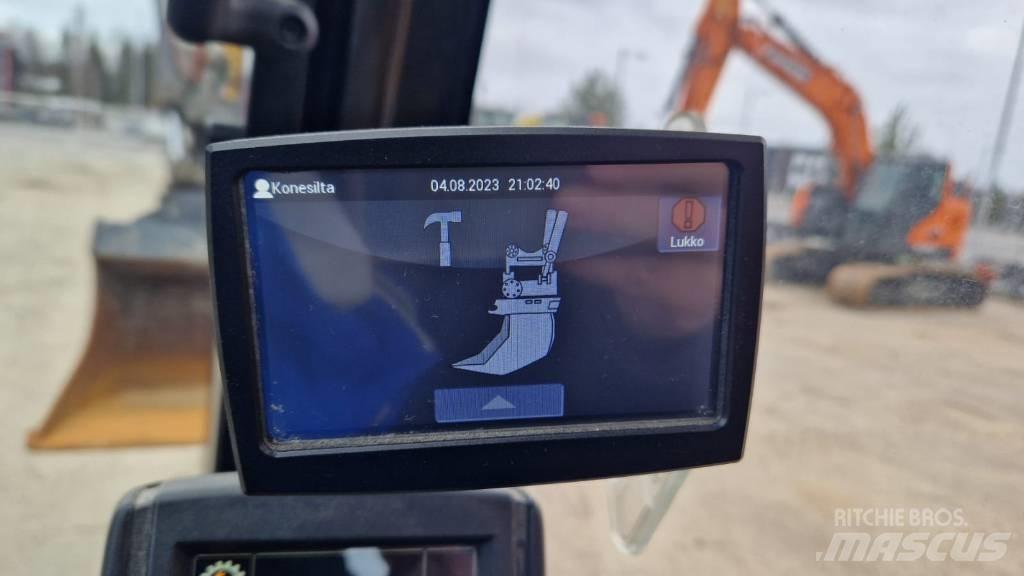 JCB JZ 140 LC Crawler excavators