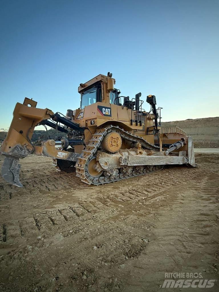 CAT D 10 T Crawler dozers