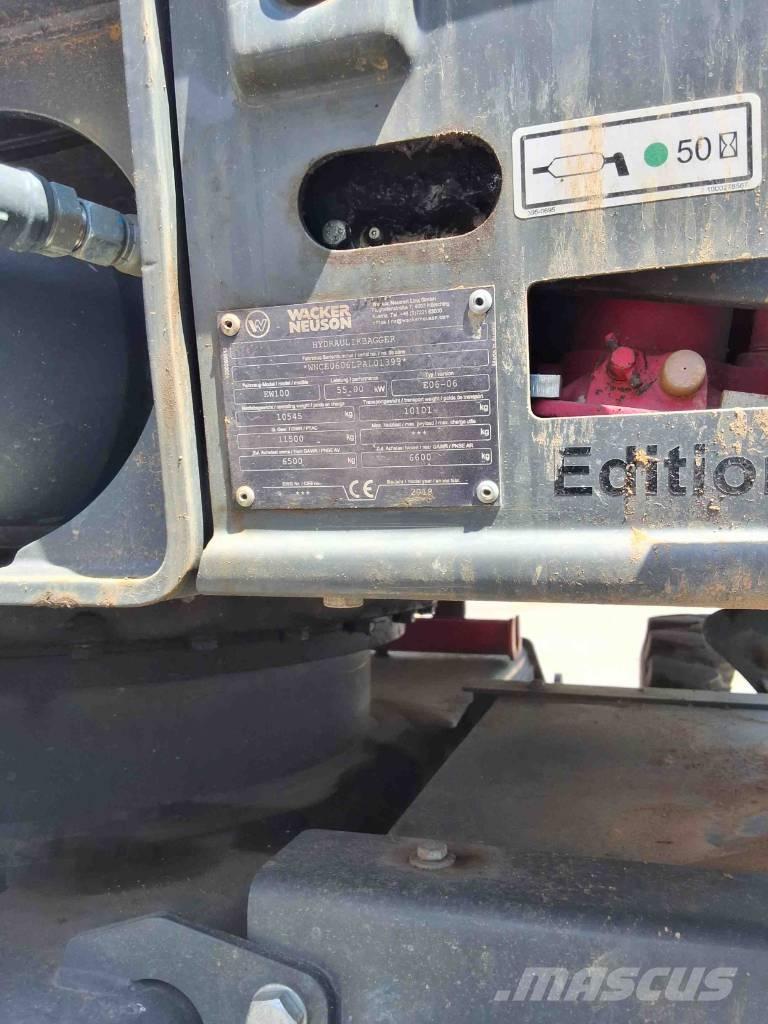 Wacker Neuson EW 100 Wheeled excavators