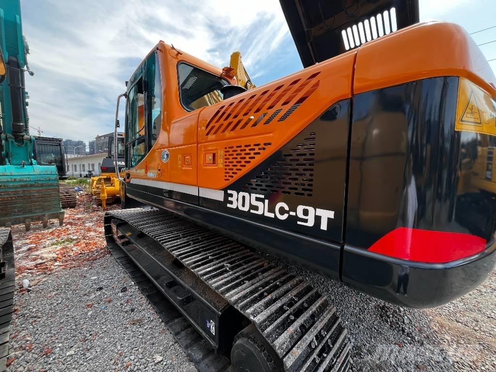 Hyundai 305LC -9T Crawler excavators