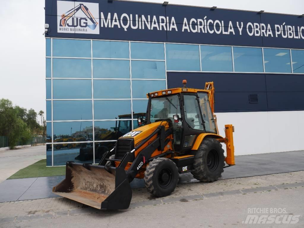 CAT 442 D Backhoe