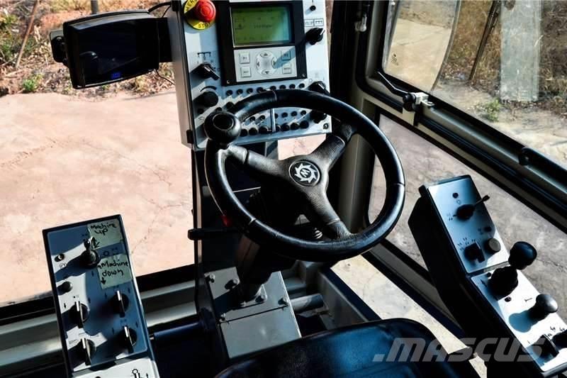 Wirtgen WR2400 Other trucks