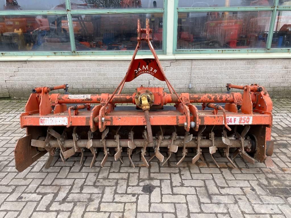  Grazioli RE 4 F 250 Farm machinery