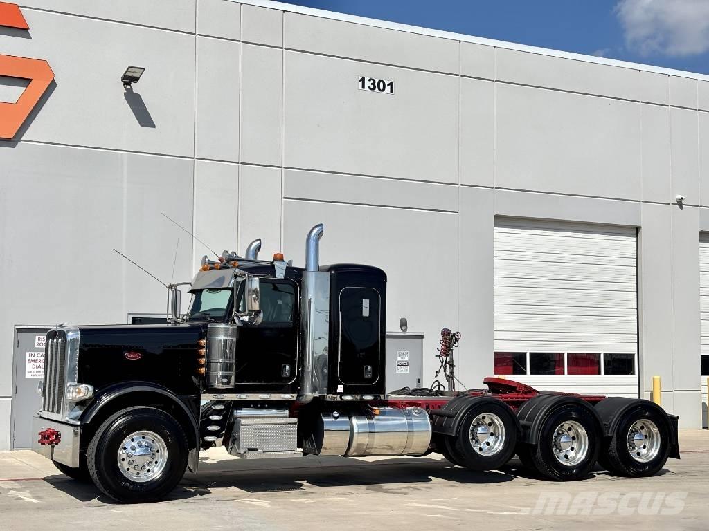 Peterbilt 389 Prime Movers