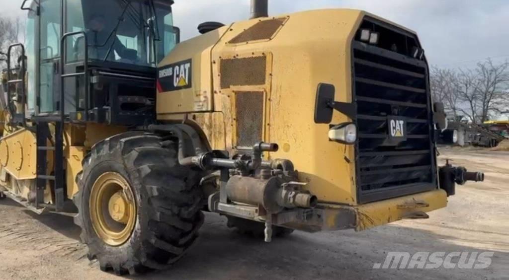CAT RM 500 Asphalt recycling