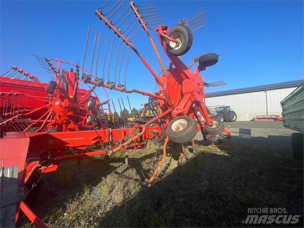 Kuhn GA 8020 Windrowers