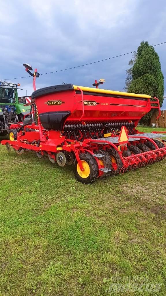 Väderstad Rapid400C Drills