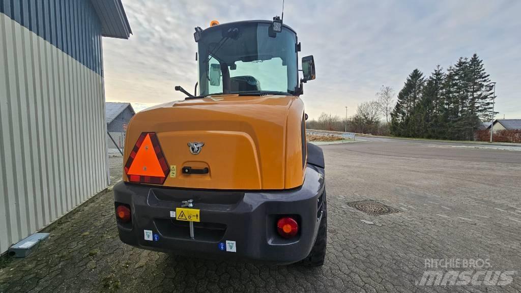 CASE 321 F Wheel loaders