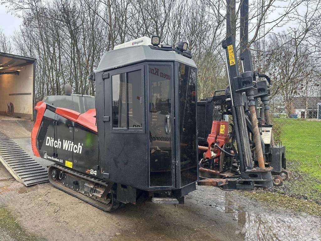 Ditch Witch JT 24 Horizontal drilling rigs