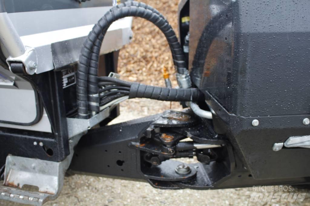 Malwa 560.3H Harvesters