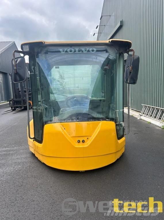 Volvo Cab Cabins and interior