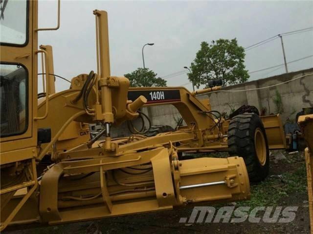 CAT 140 H Graders