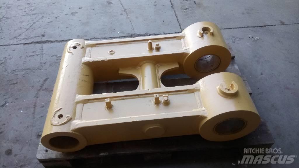 CAT 375 Booms and arms