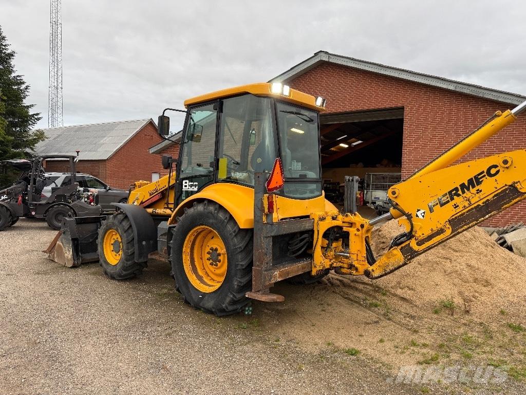 Fermec 860 Backhoe
