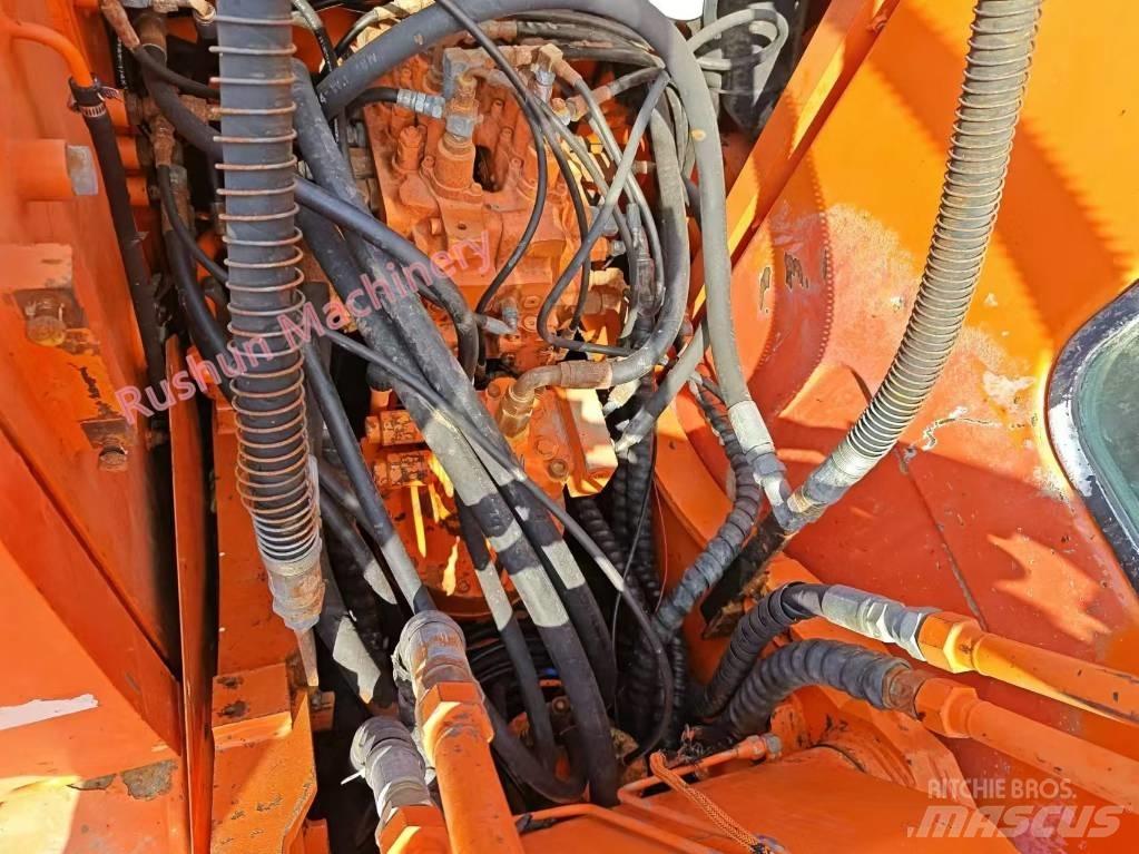 Doosan DH 150 W-7 Wheeled excavators