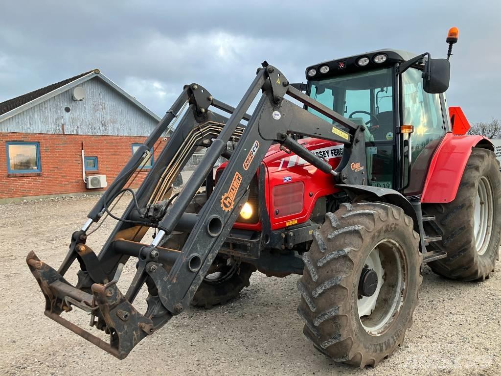 Massey Ferguson 5465 Tractors