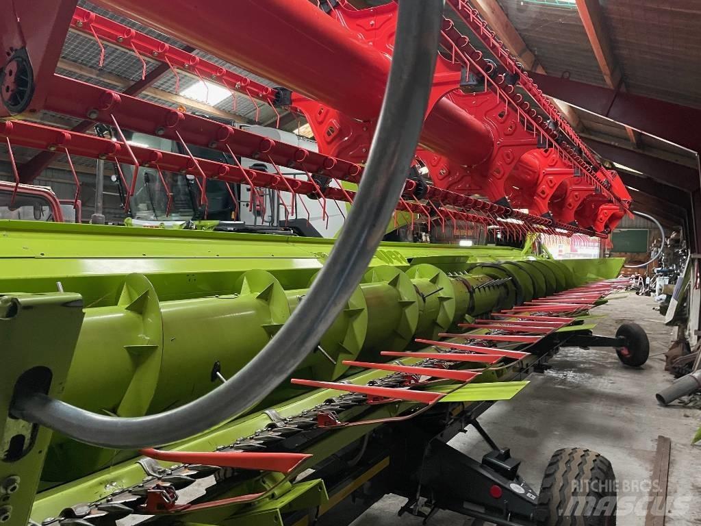 CLAAS Lexion 6700 Combine harvesters