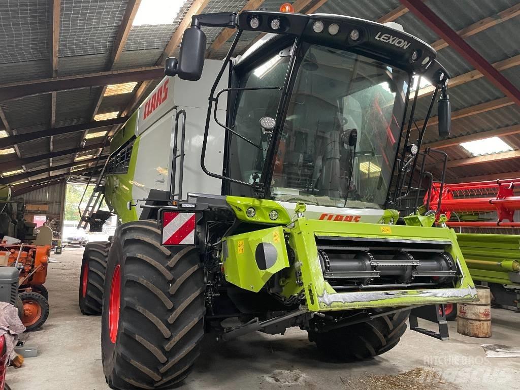 CLAAS Lexion 6700 Combine harvesters