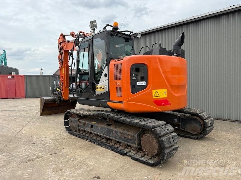 Hitachi ZX 135 US-6 Crawler excavators