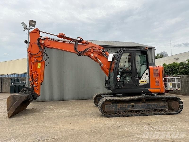 Hitachi ZX 135 US-6 Crawler excavators