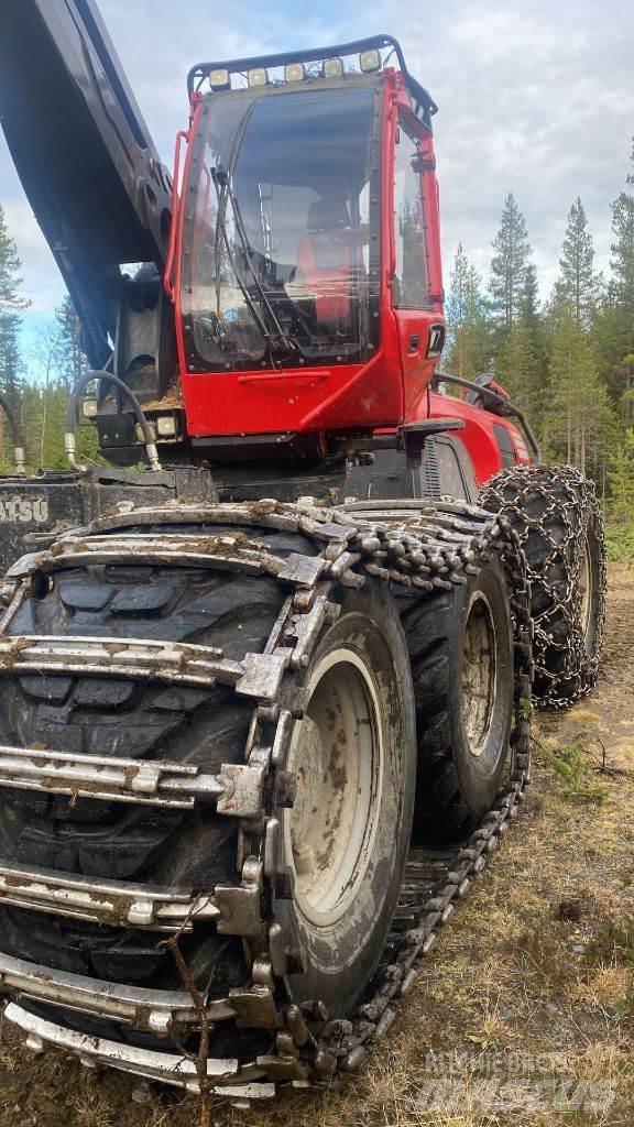 Komatsu 951 Harvesters