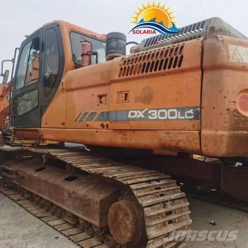 Doosan DX 300 LC Crawler excavators