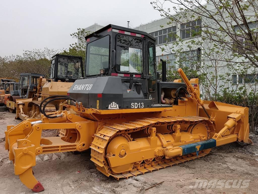 Shantui SD 16 Crawler dozers