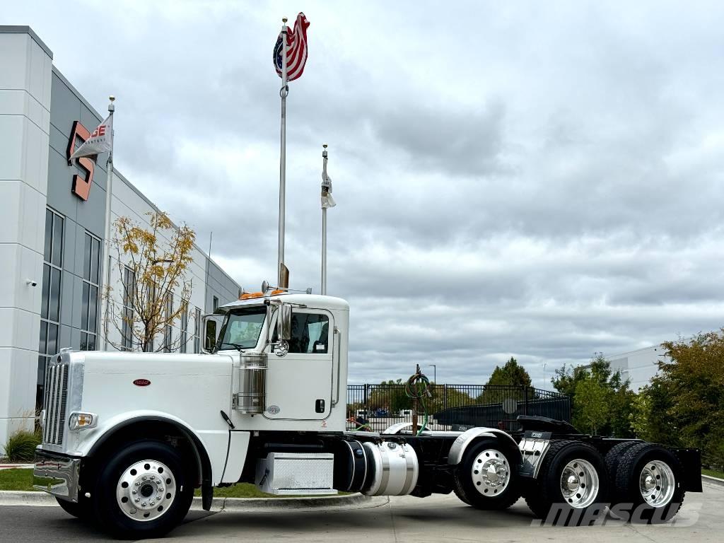 Peterbilt 389 Prime Movers