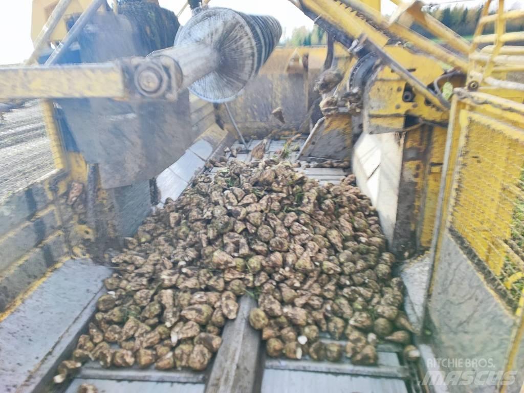 Ropa Tiger 4 Beet harvesters
