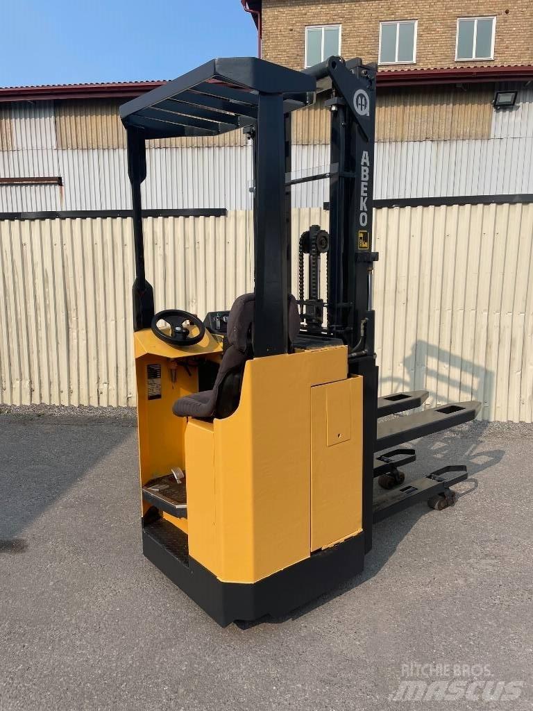 Abeko SKY16SV TFY Self propelled stackers
