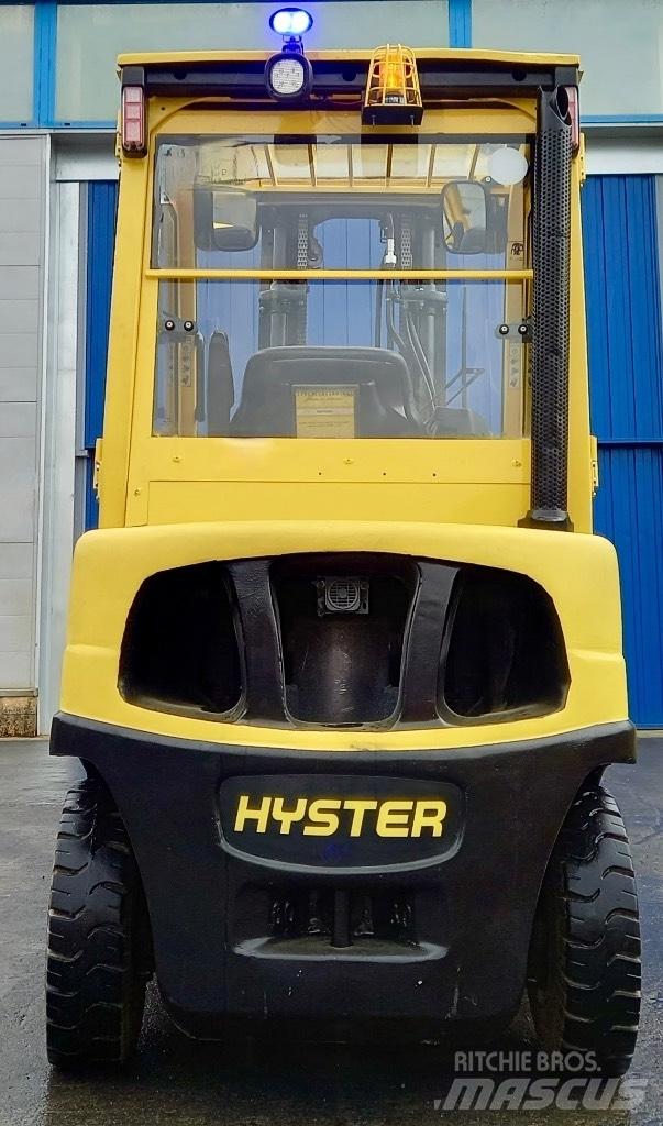 Hyster H 30 FT Diesel trucks