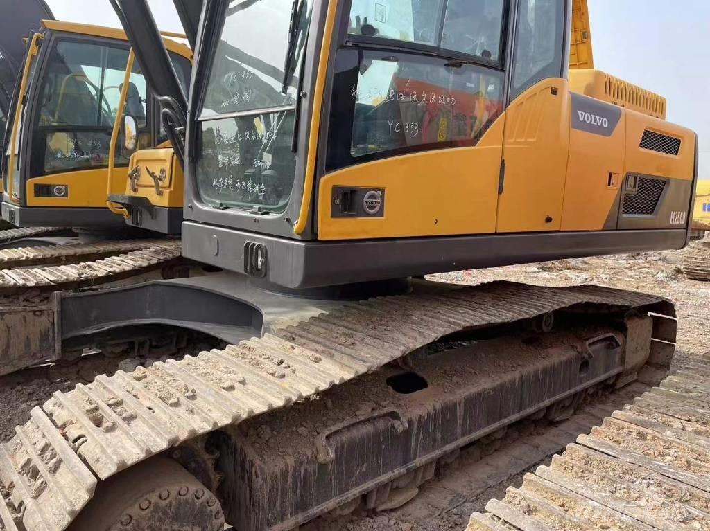 Volvo EC250 Crawler excavators