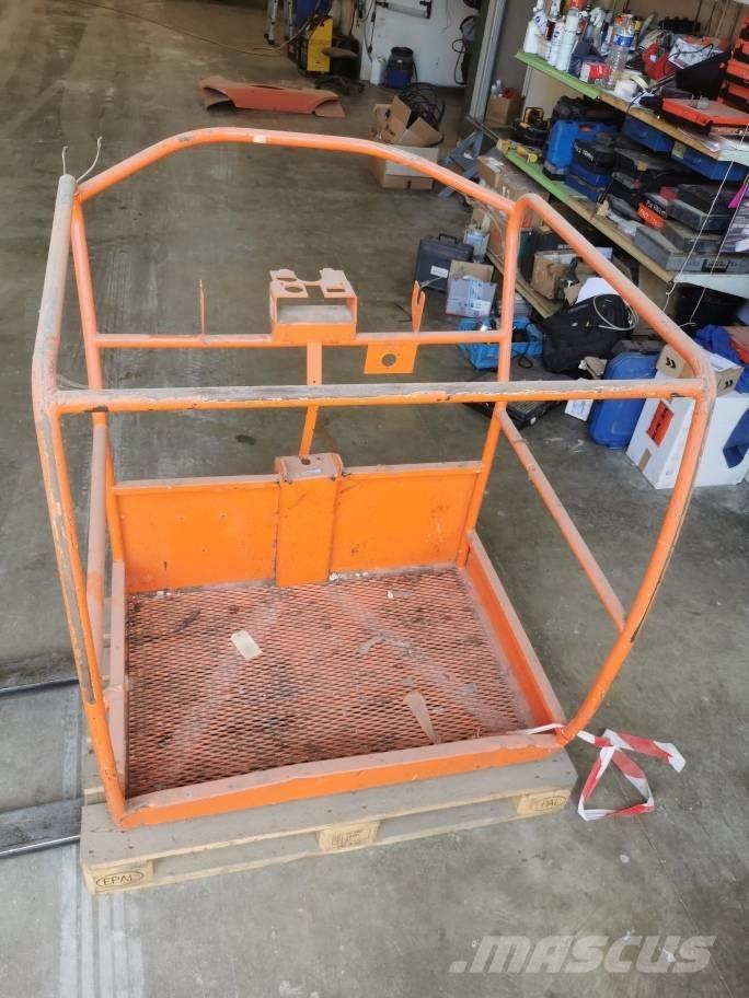 JLG Toucan 10 E Booms and arms