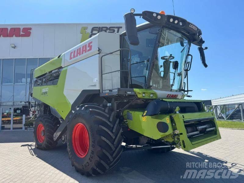CLAAS LEXION 8600 Combine harvesters