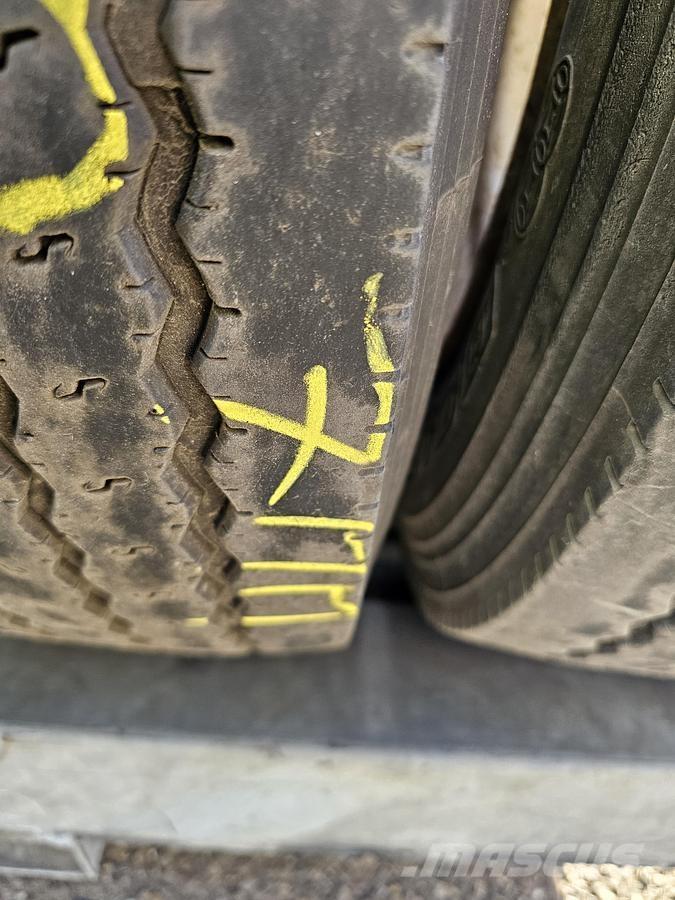 Continental  Skeletal trailers