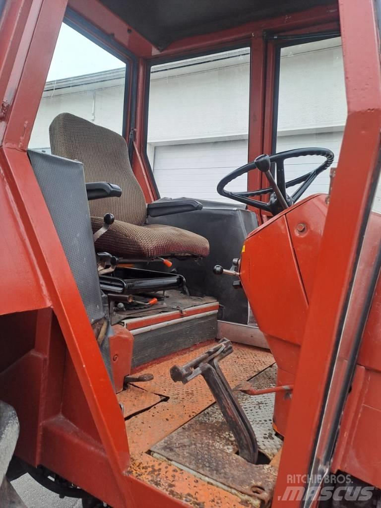Fiat 1300 DT Tractors