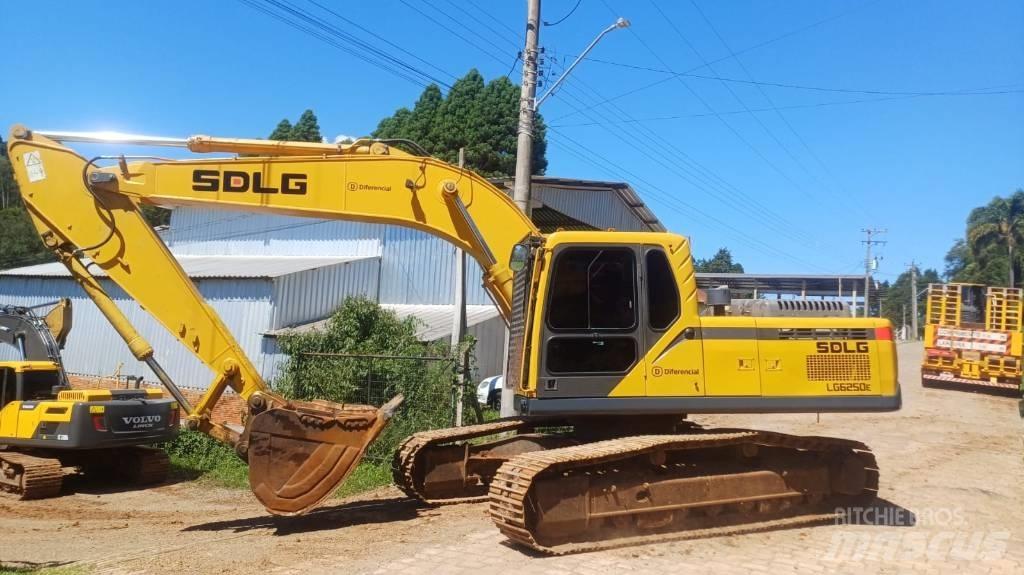 SDLG LG 6250 E Crawler excavators