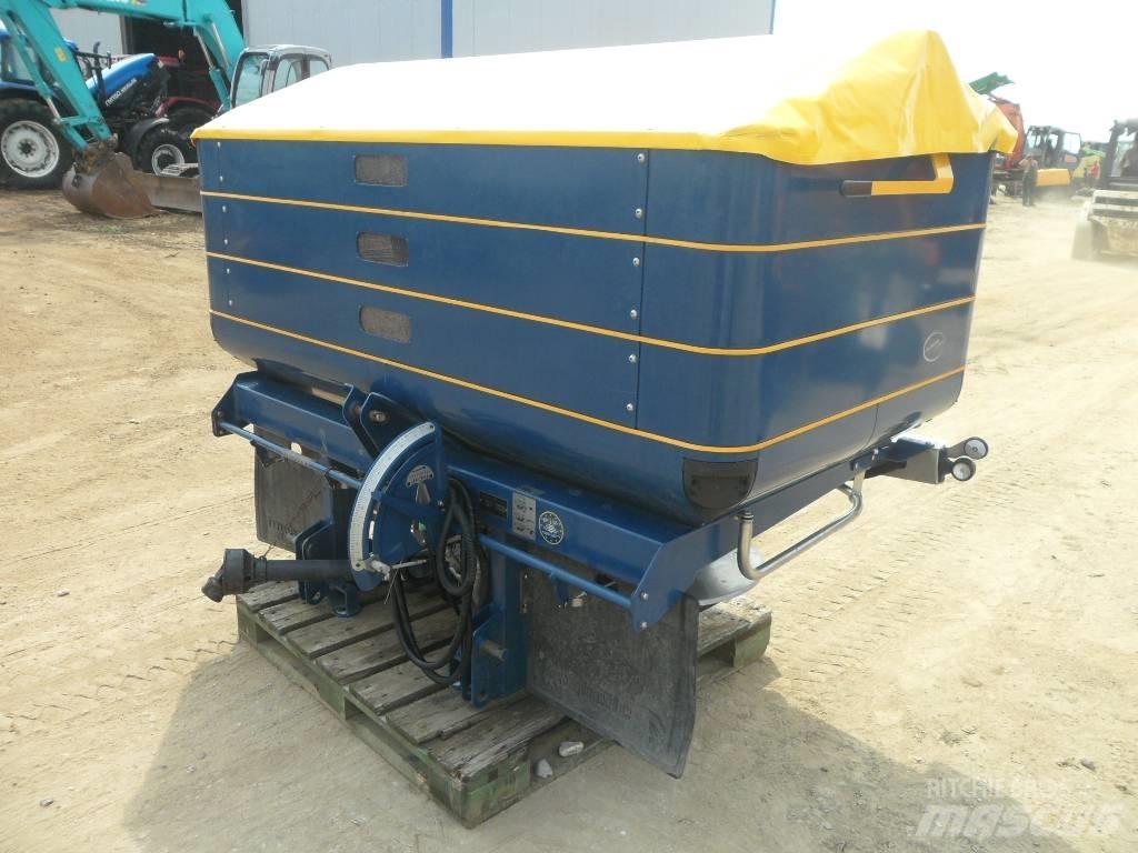 Bogballe L2 Manure spreaders