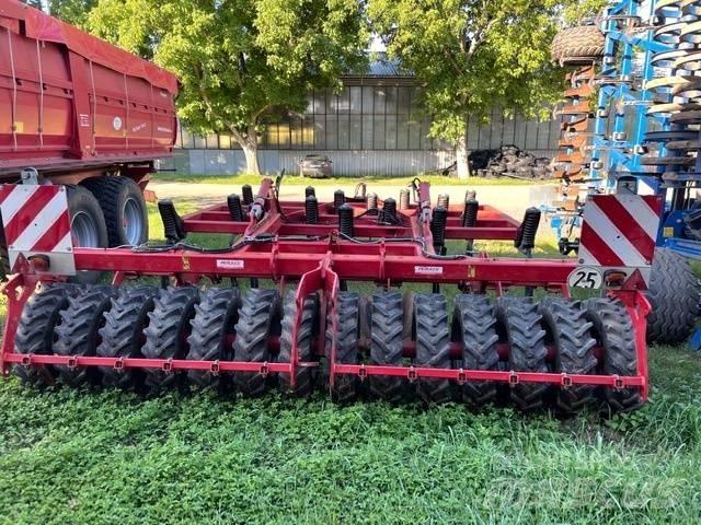 Horsch Tiger 4 AS Chisel ploughs