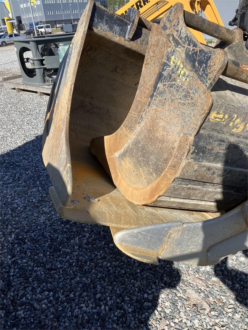 CAT 317 F Wheeled excavators