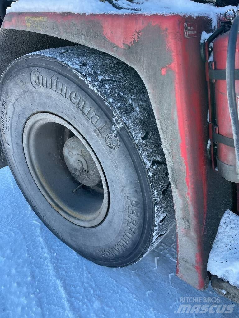 Kalmar DCE 160-12 Diesel trucks