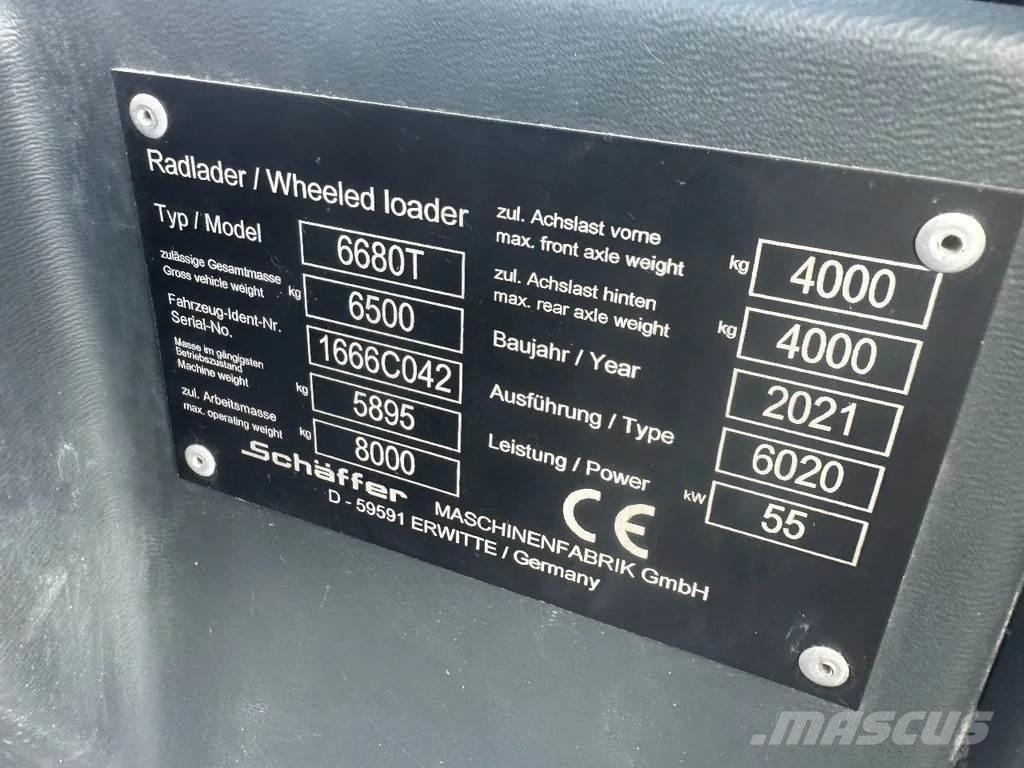 Schäffer 6080T Telescopic wheel loaders