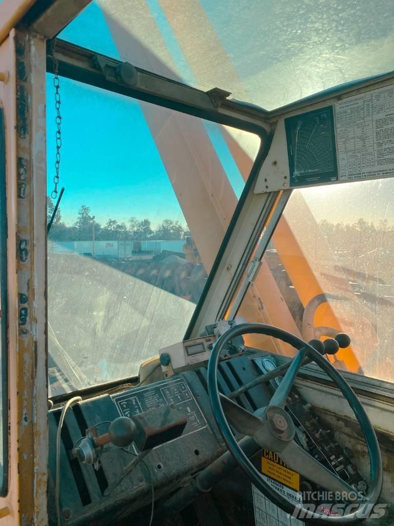 P&H Omega-65 Rough terrain cranes