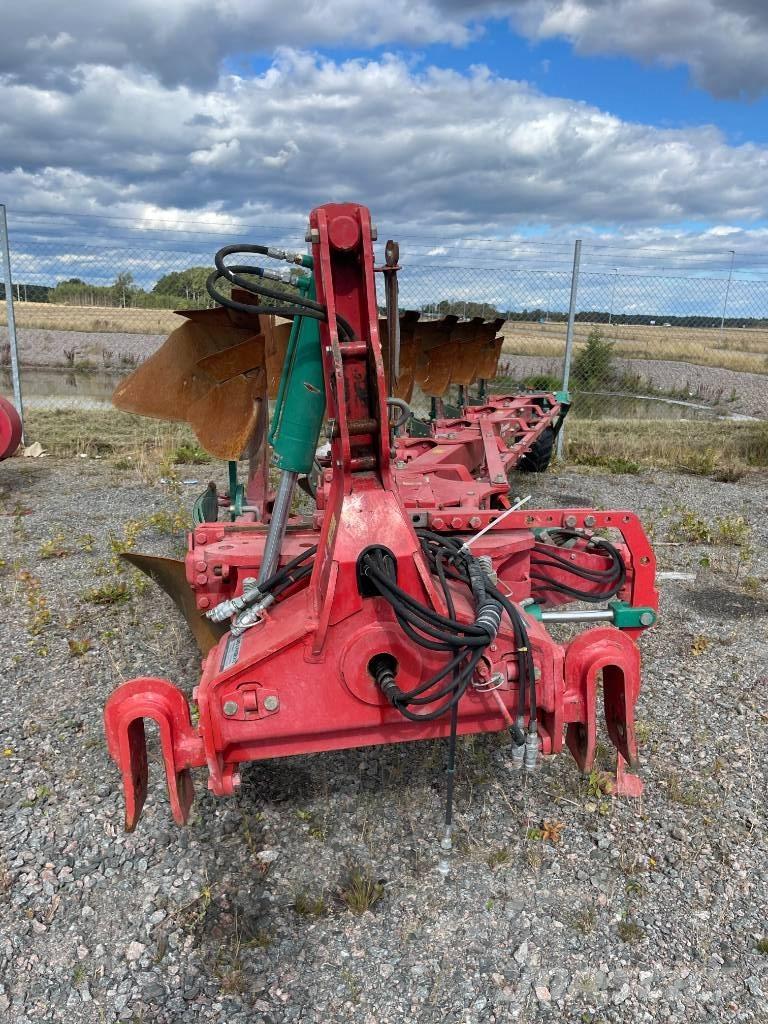 Kverneland EG85 Reversible ploughs