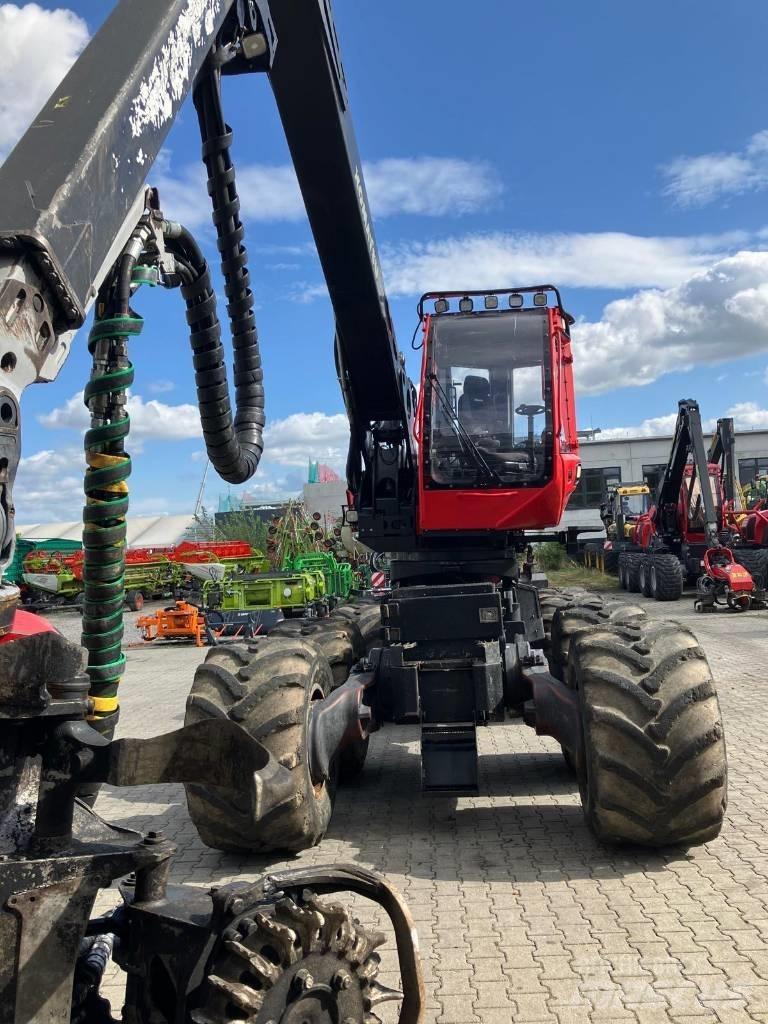 Komatsu 931 XC Harvesters