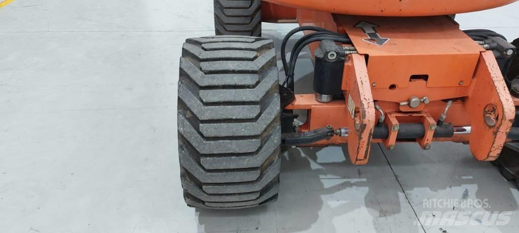 JLG 450 AJ Articulated boom lifts