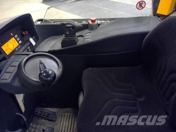 Jungheinrich ETV 214 Reach truck